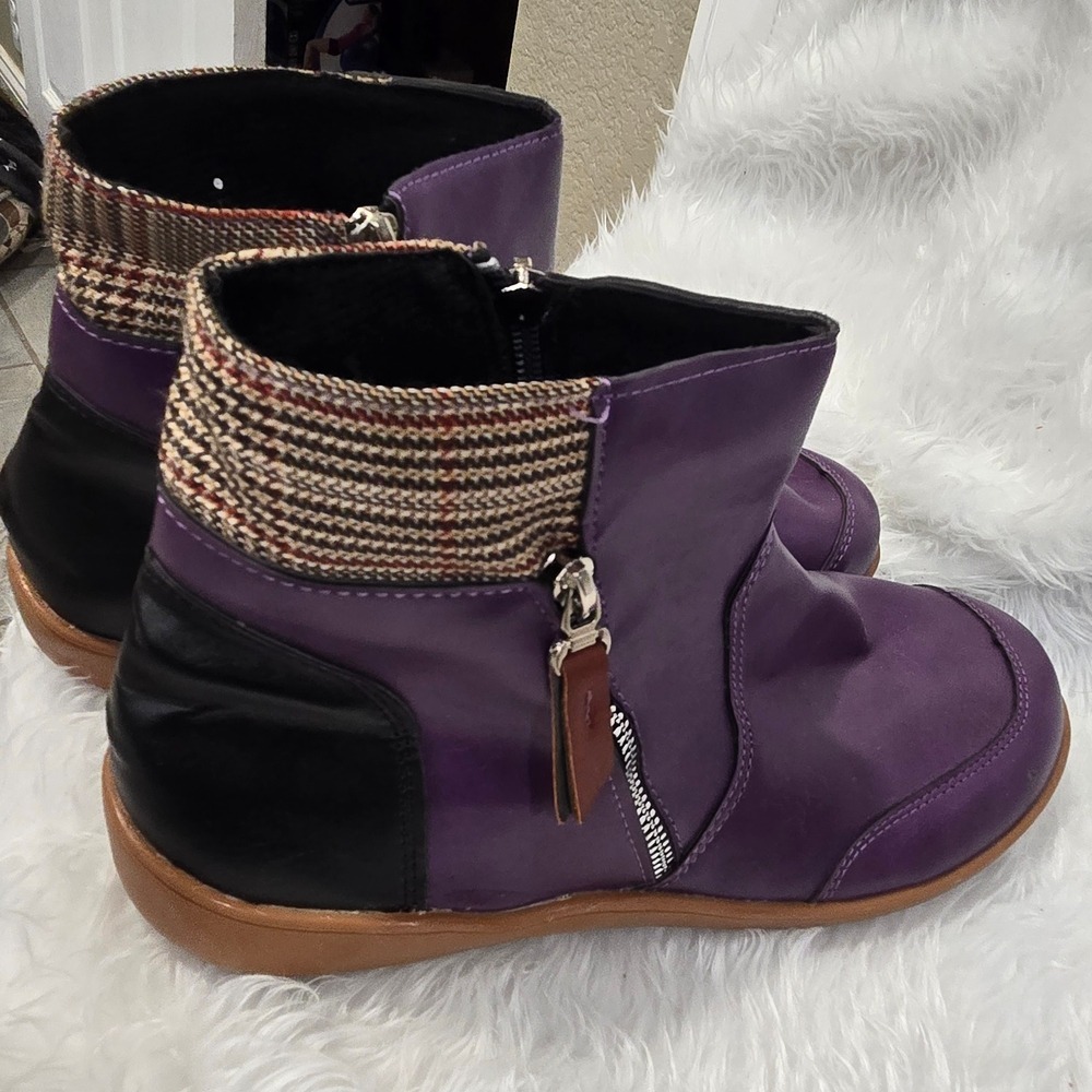 Purple Faux Leather Ankle Boots Women's Round Toe Zipper‎ Plaid Detail Flat Sole